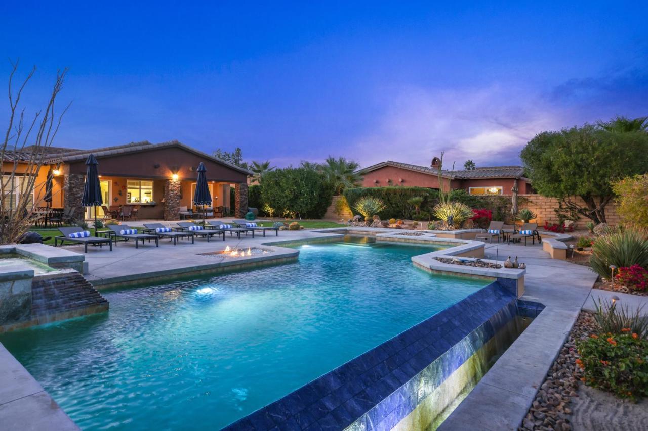Luxury On The Lake Rancho Mirage Exterior photo