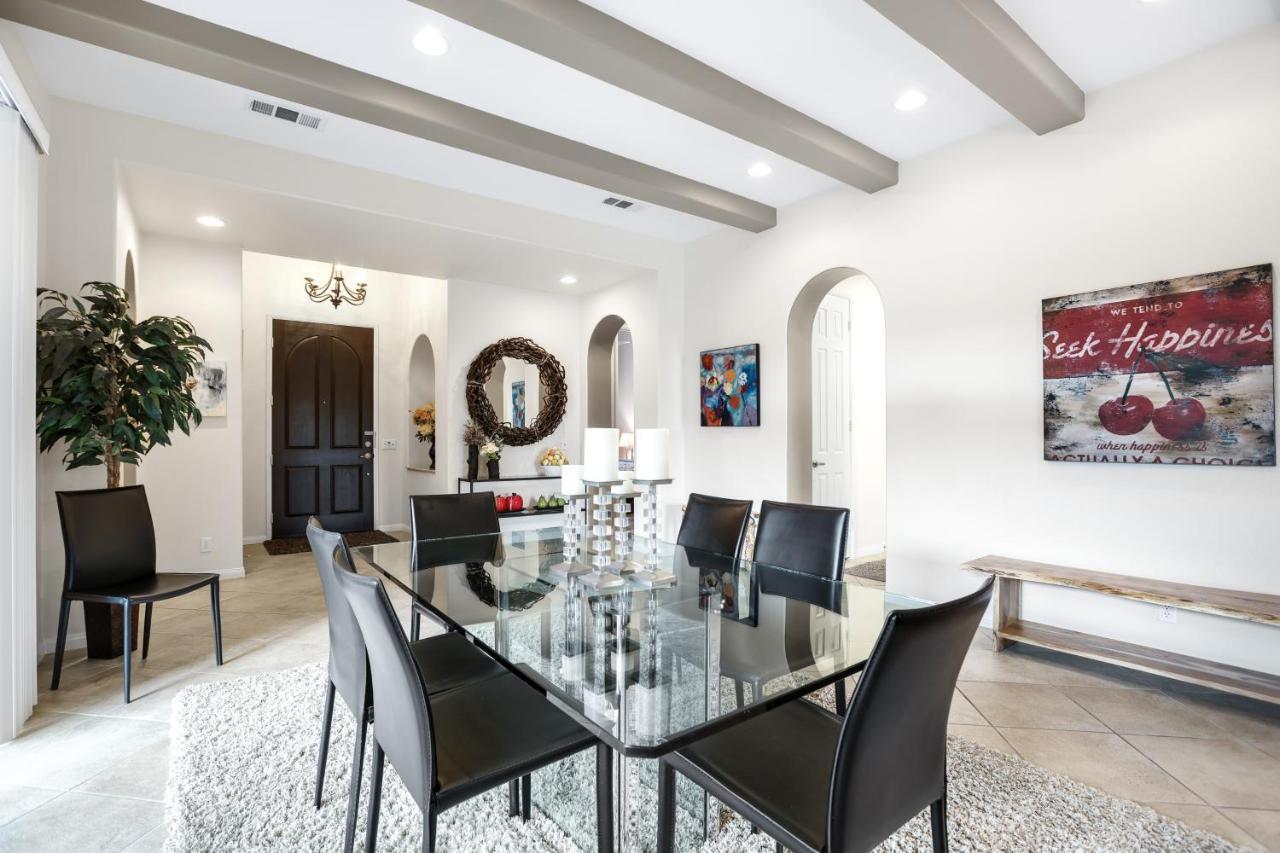 Luxury On The Lake Rancho Mirage Exterior photo