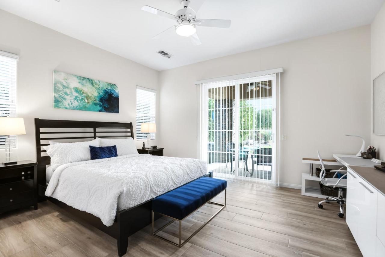 Luxury On The Lake Rancho Mirage Exterior photo
